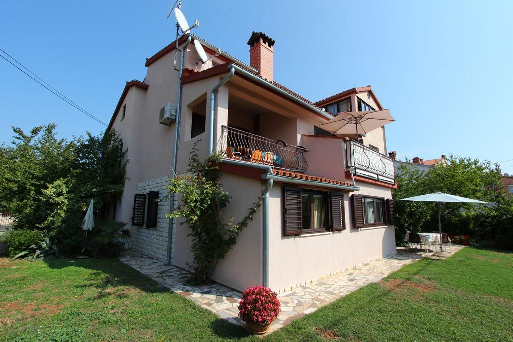 Apartments Lara Rovinj Buitenkant foto