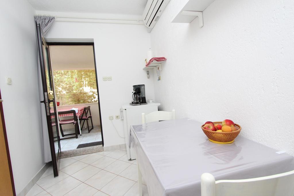 Apartments Lara Rovinj Buitenkant foto