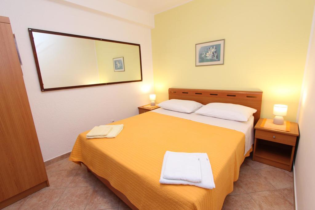 Apartments Lara Rovinj Buitenkant foto