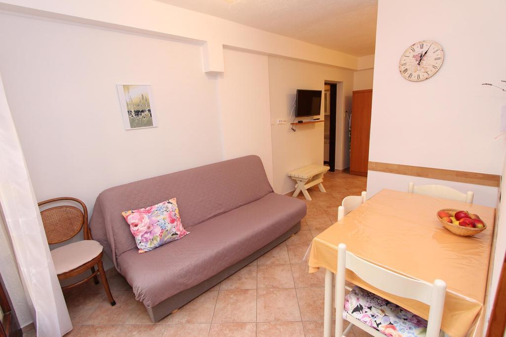 Apartments Lara Rovinj Buitenkant foto